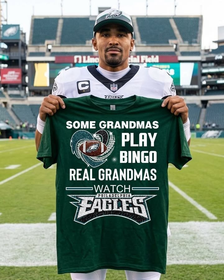 Musemora - Unisex Philadelphia Eagles T-Shirt